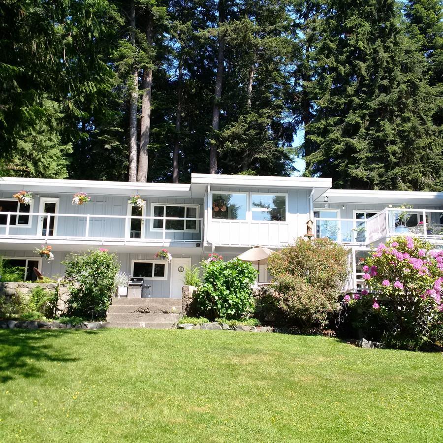 Caprice Bed and Breakfast Roberts Creek Εξωτερικό φωτογραφία