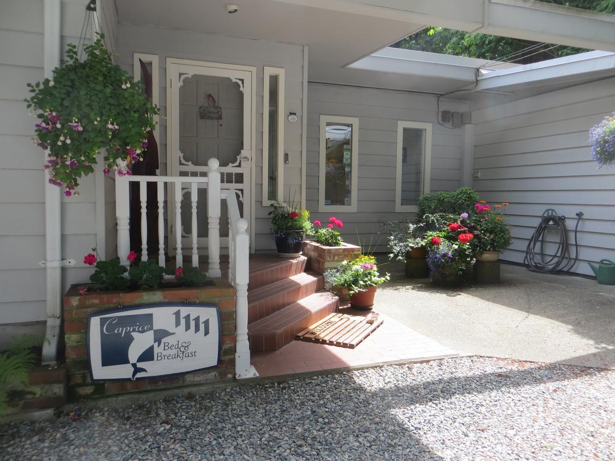 Caprice Bed and Breakfast Roberts Creek Εξωτερικό φωτογραφία